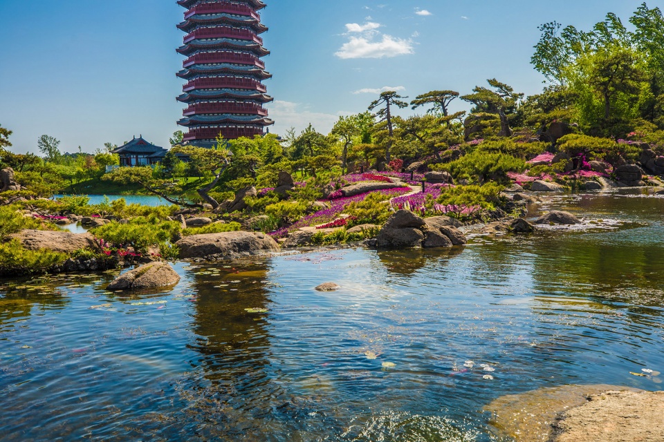 Landscape Reconstruction Design of the Summer Garden on Yanqi Lake Yuanshu