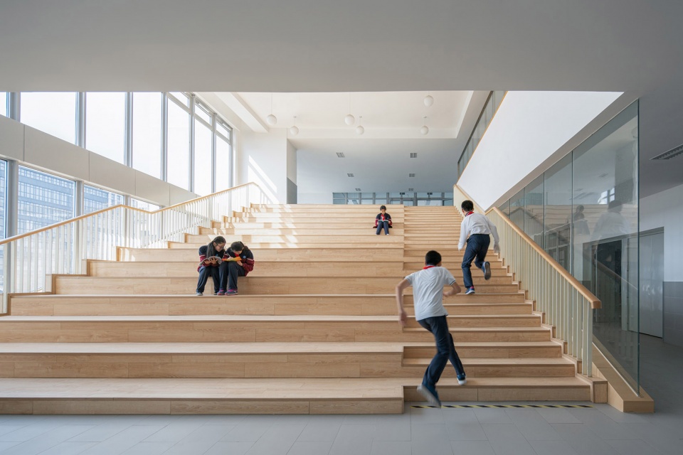 The New Bund School of No.2 Secondary School of East China Normal University Atelier Z DPLUS