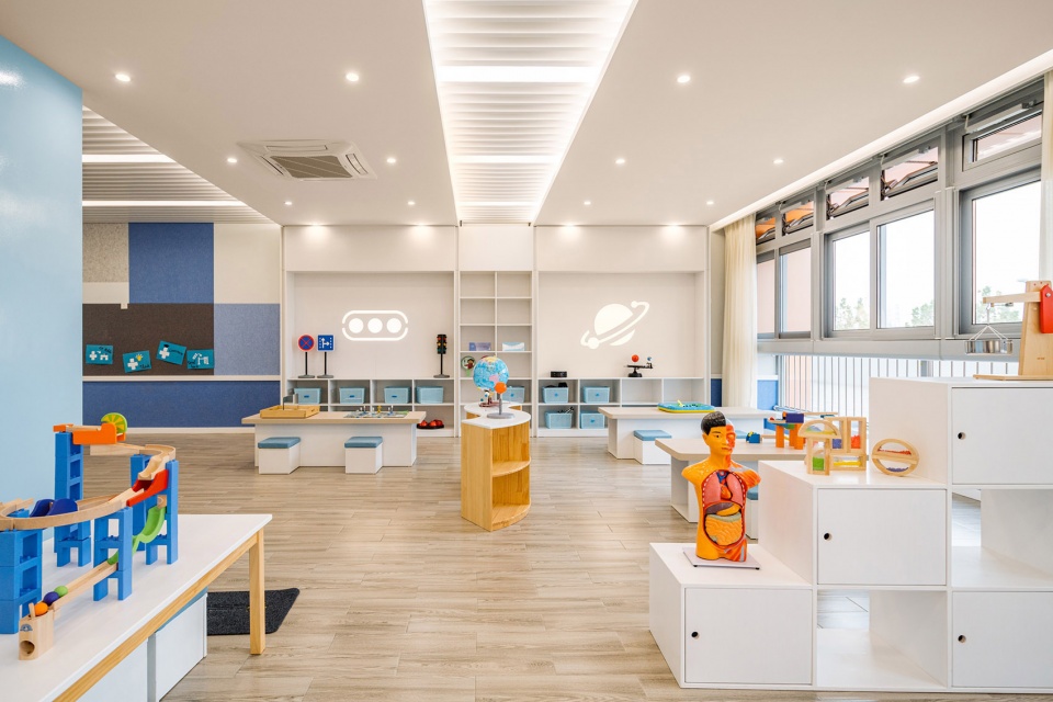 The New Bund School of No.2 Secondary School of East China Normal University Atelier Z DPLUS
