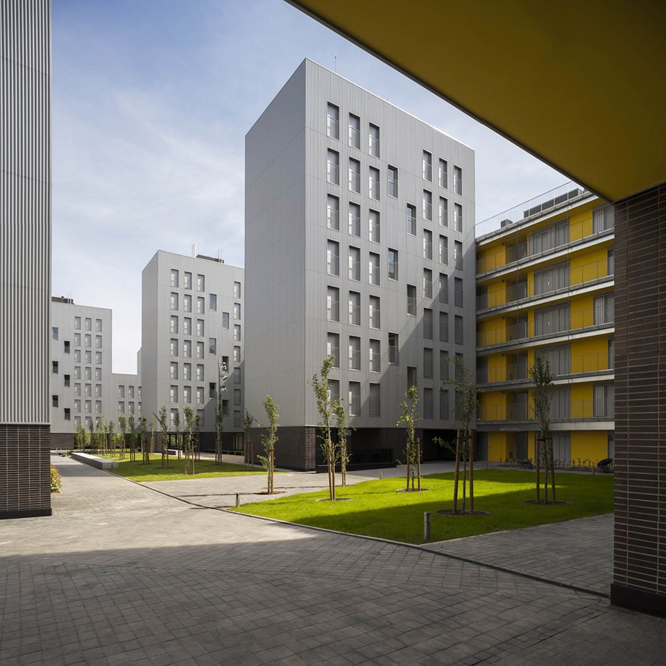 194 social dwellings in carabanchel madrid by burgos garrido