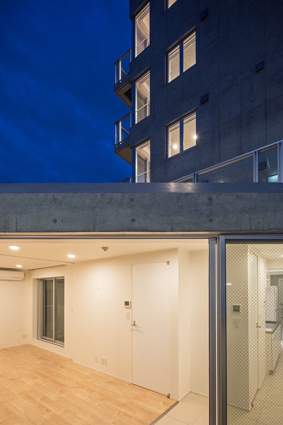 BauhausNeo escenario fudomae by sasaki architecture ytro design institute