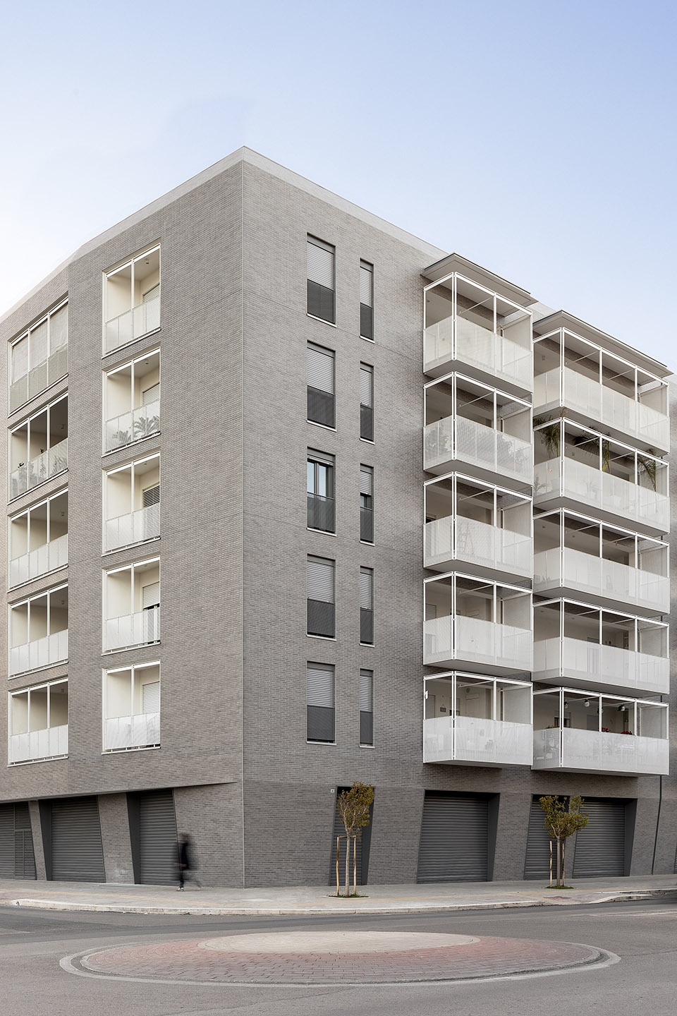 Viale Giulini Affordable Housing by Alvisi Kirimoto