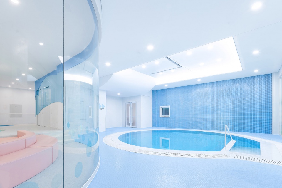 Chang Chun Time Cube Swimming Fitness Center China by STEPS architecture design