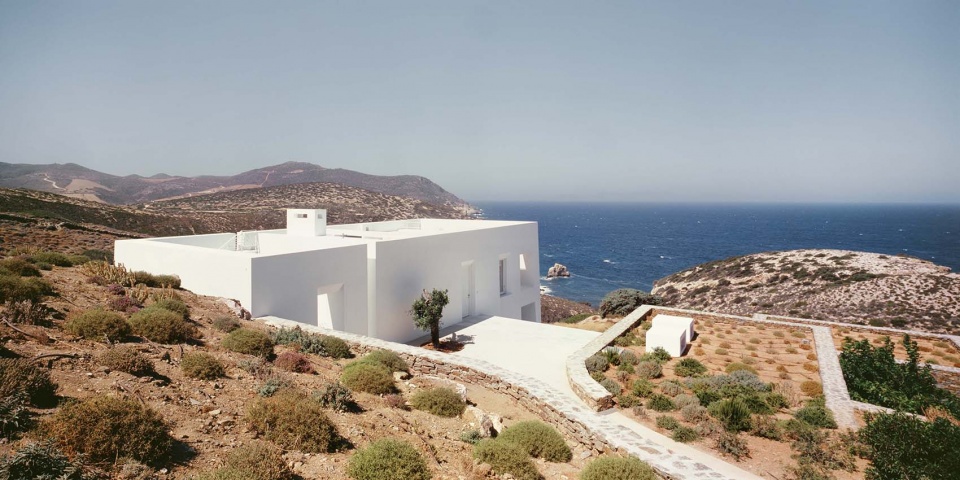 avlakia house by oliaros