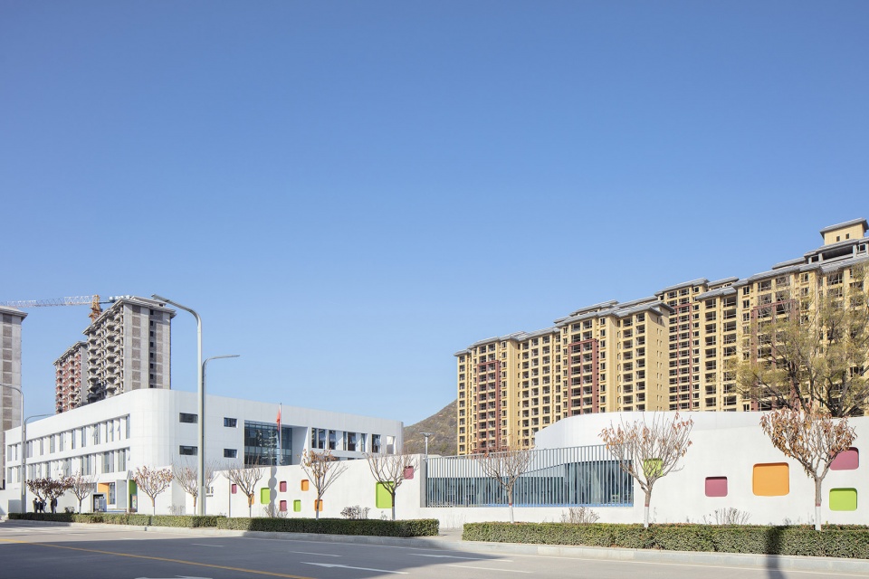 design practice of huangling new district kindergarten china by biad