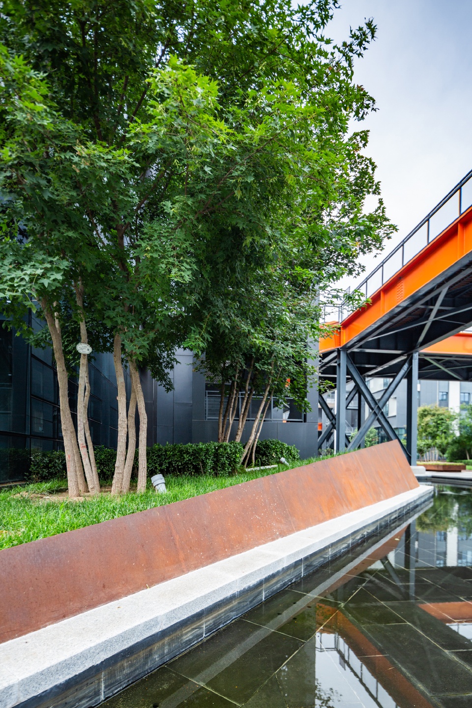 jinyu intelligent smart manufacturing factory by atlas