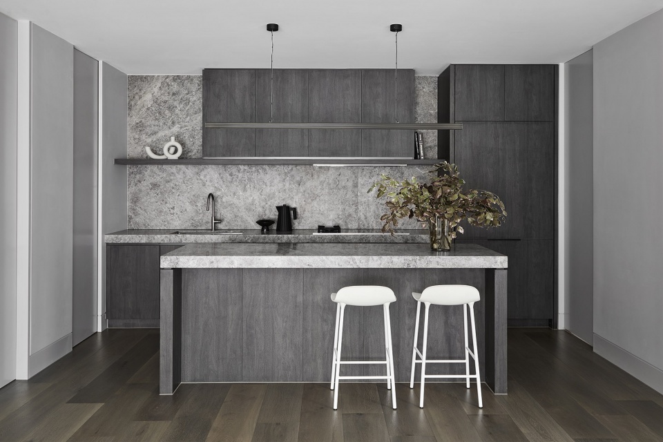 Elwood Residence by Adele Bates