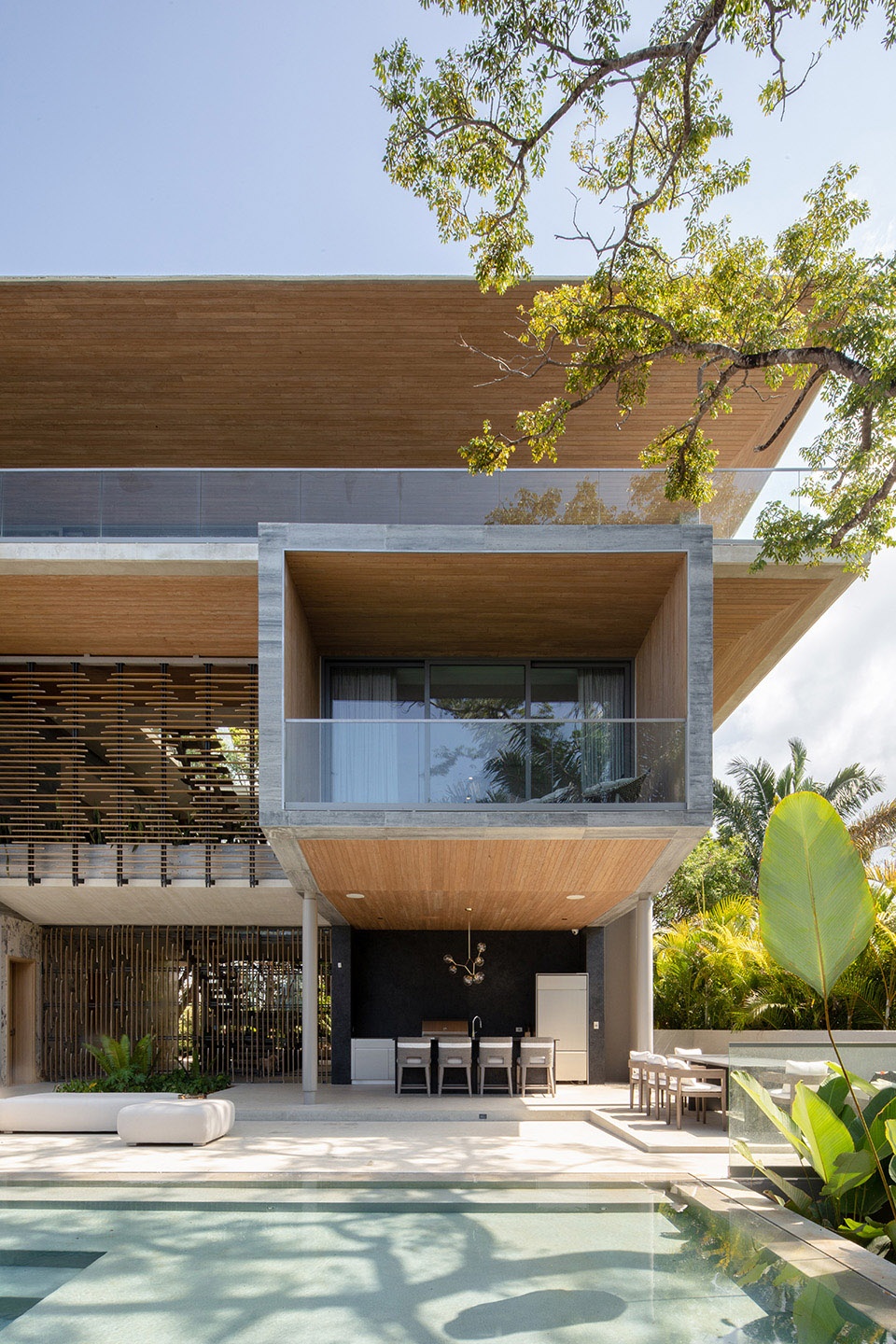 The Atrium House by Studio Saxe