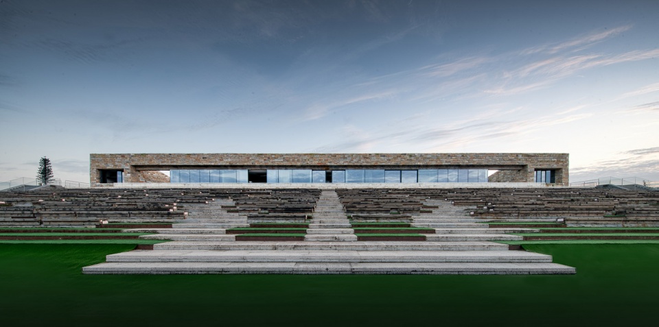 Xinghan Theatrical Platform China by DUS Studio
