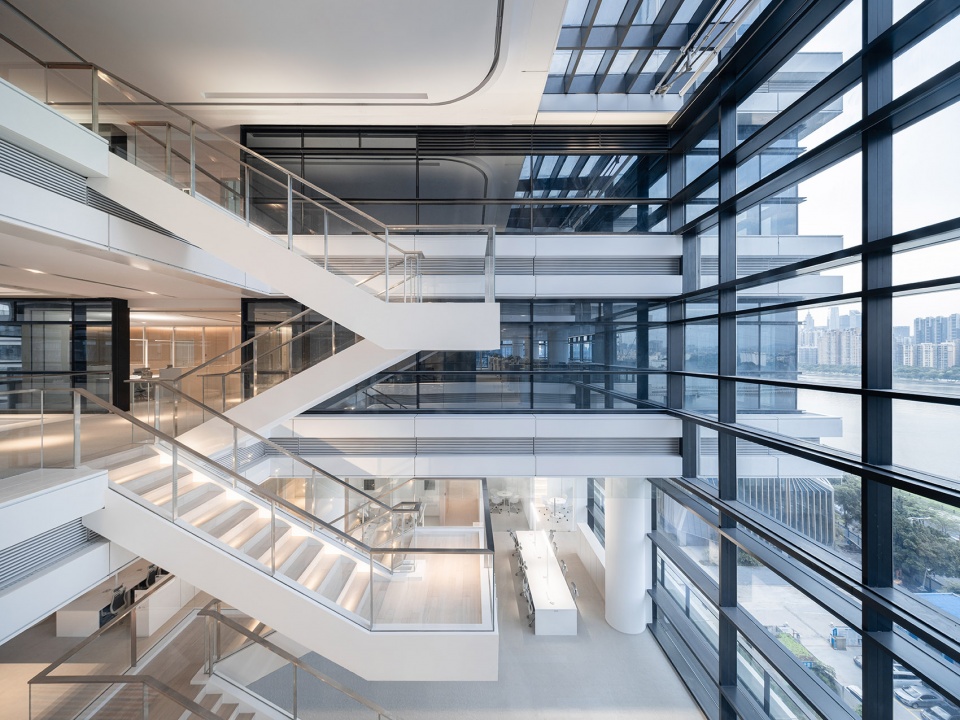 Modern office design for vip com China by gmp