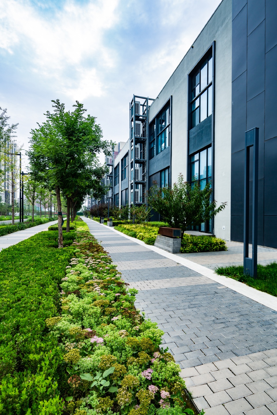 jinyu intelligent smart manufacturing factory by atlas