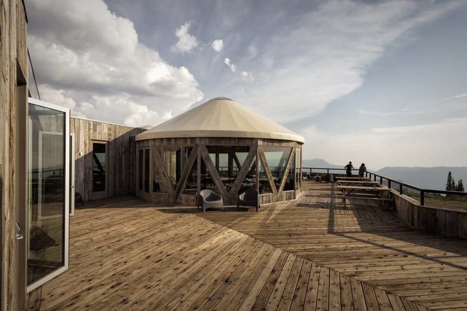 Skylodge by Skylab