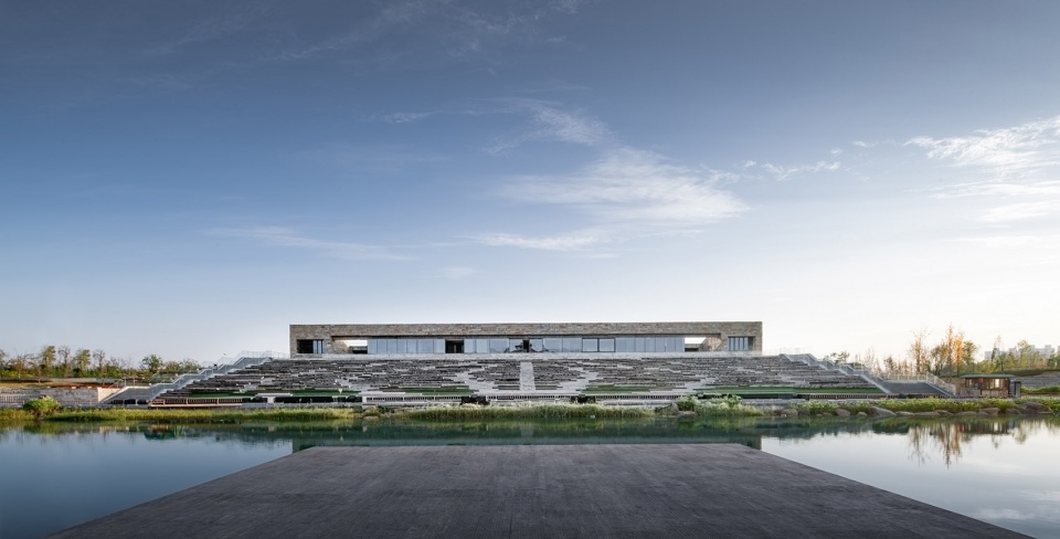 Xinghan Theatrical Platform China by DUS Studio