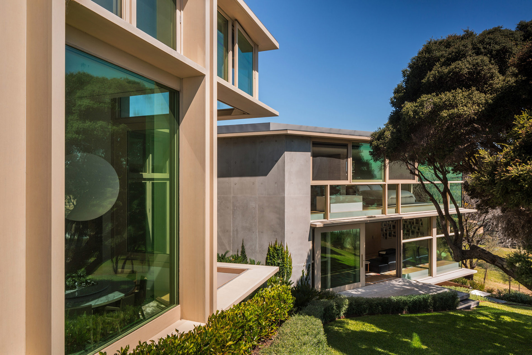 Sorrento House by Robert Simeoni Architects 谷德设计网