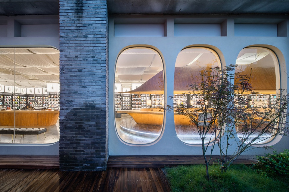 GUGA Books China by WT Architects Giorgio Cheng