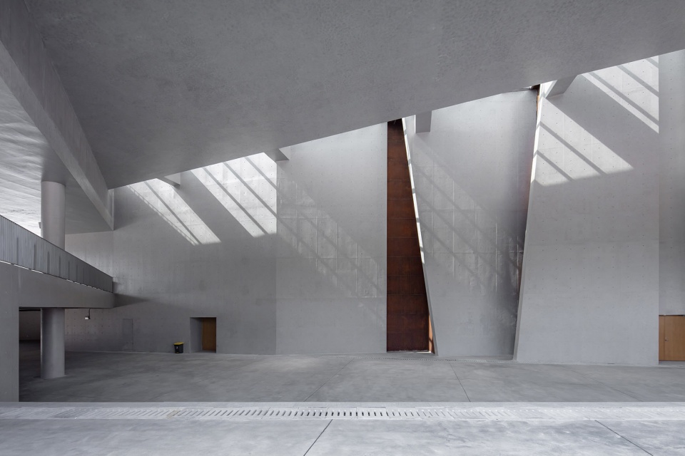 gymnasium in zhuhai campus sun yat sen university china by biadsc