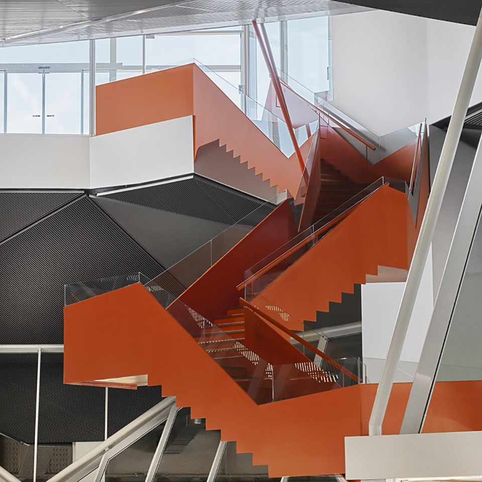 Intermodal Station Urban Design and Felipe VI Park by Abalos Sentkiewicz AS 1