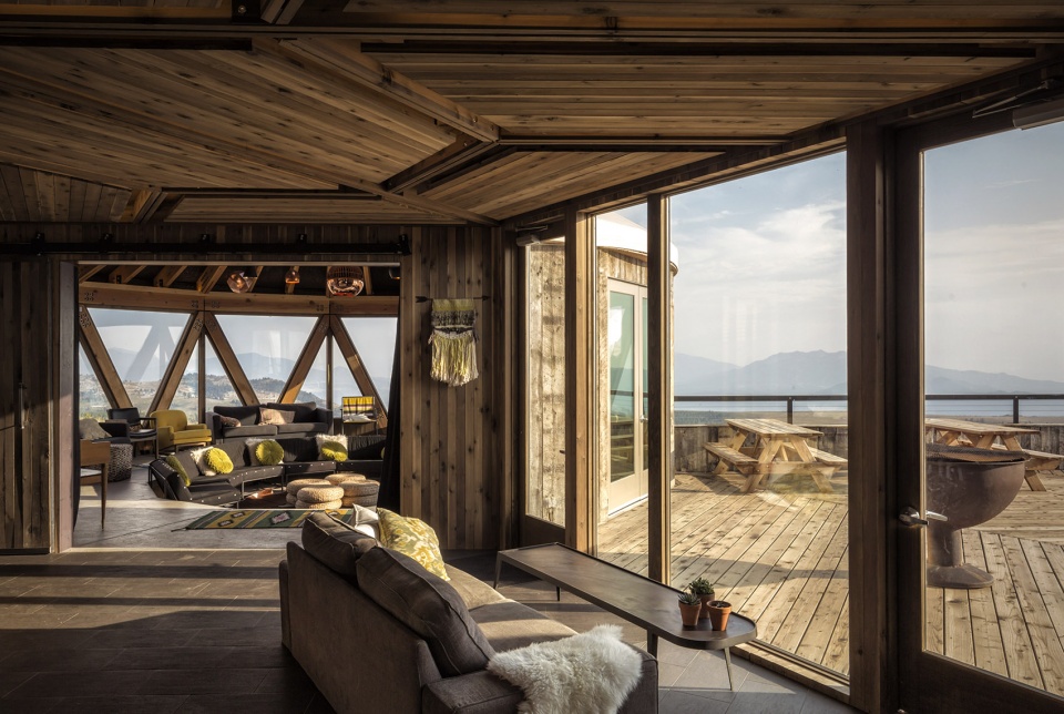 Skylodge by Skylab
