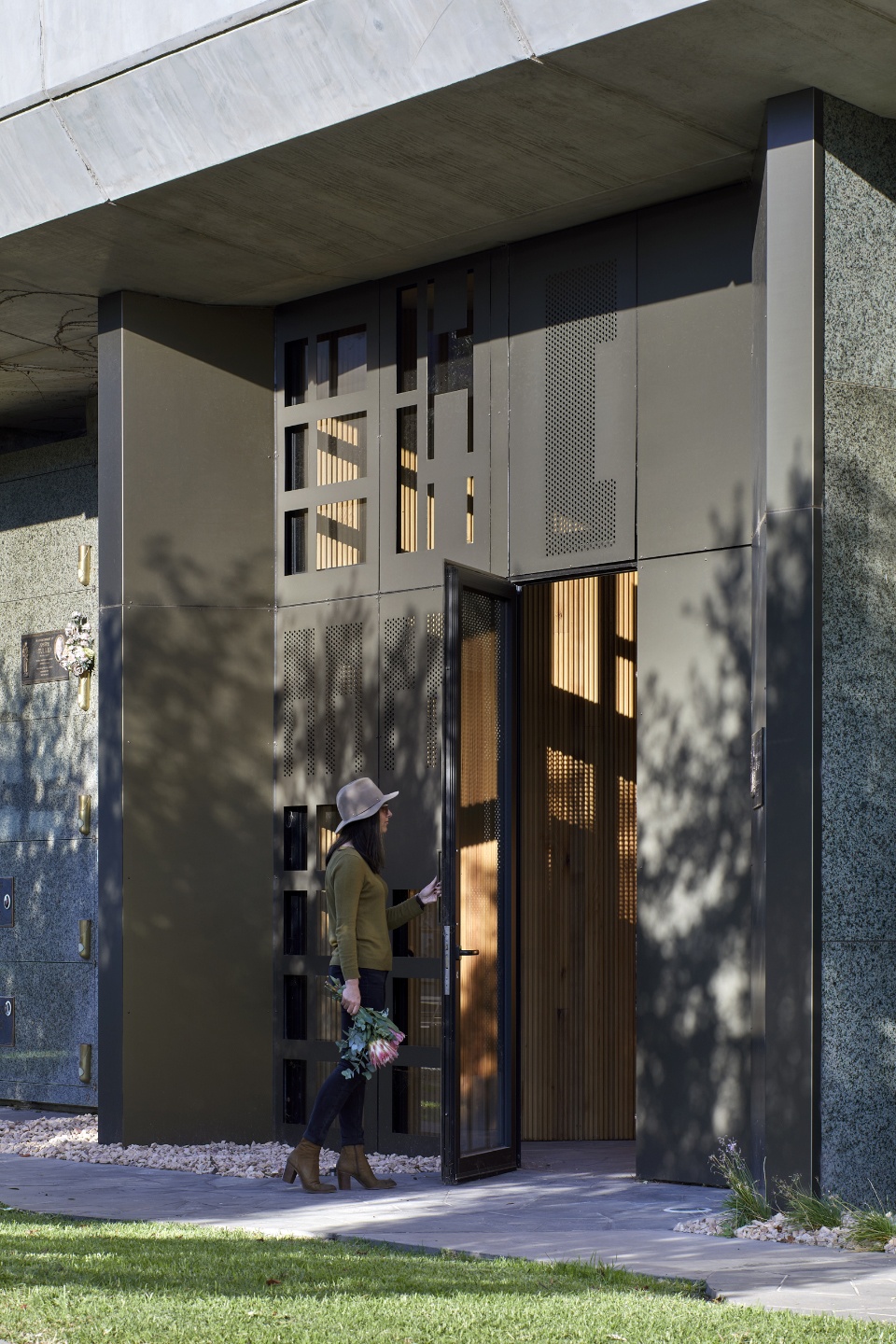 werribee mausoleum extension by bent architecture