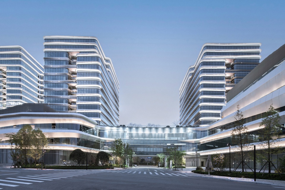 Shunfeng Innovation Center China by HANJIA