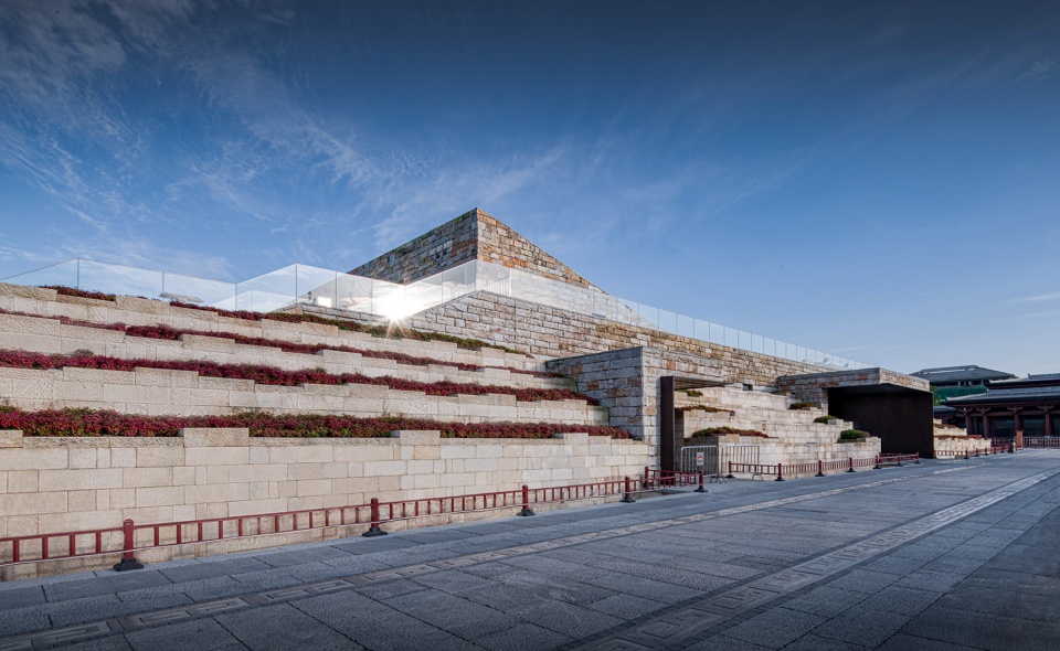 Xinghan Theatrical Platform China by DUS Studio