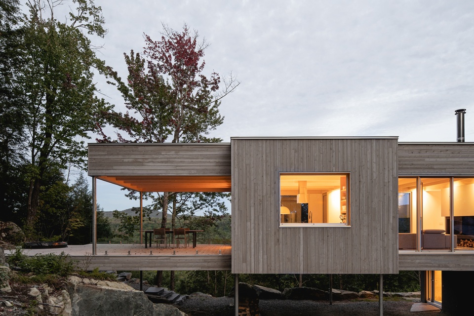 forest house i by natalie dionne architecture