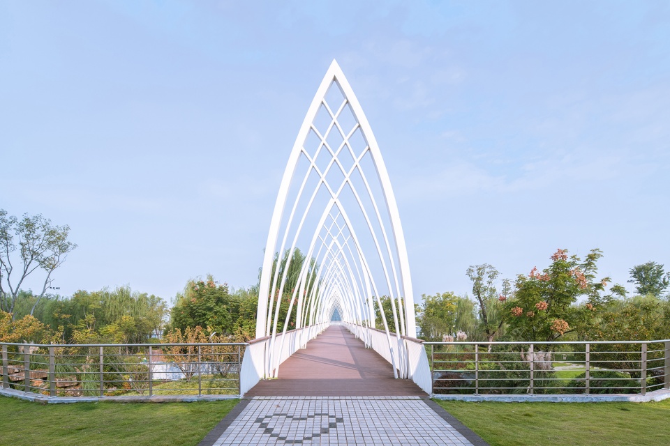 武汉青山婚礼堂——建筑与景观一体化设计 / 瑞拓设计