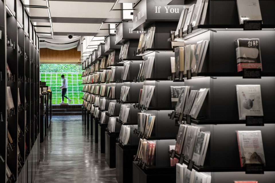GUGA Books China by WT Architects Giorgio Cheng