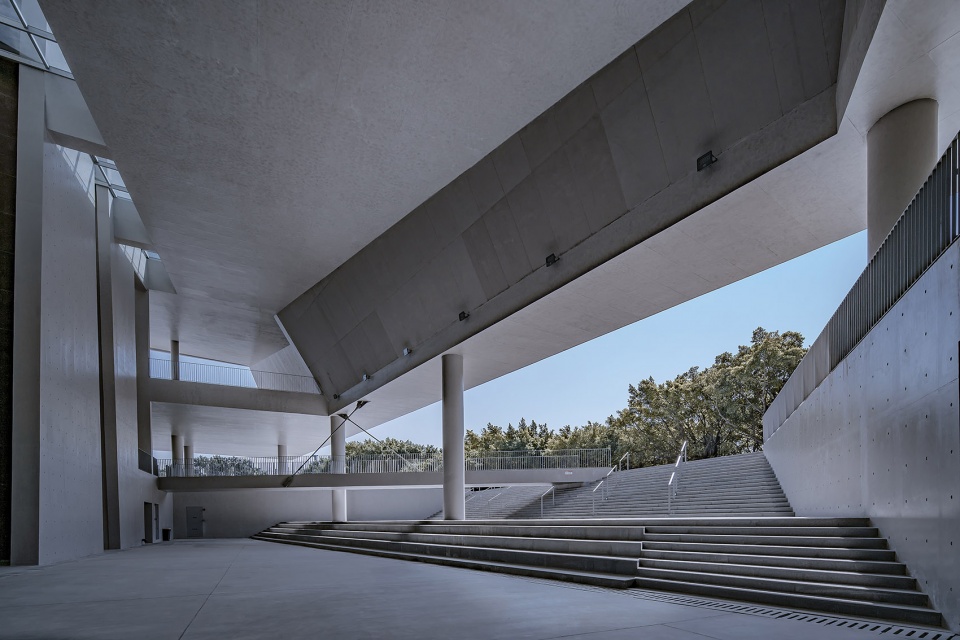 gymnasium in zhuhai campus sun yat sen university china by biadsc