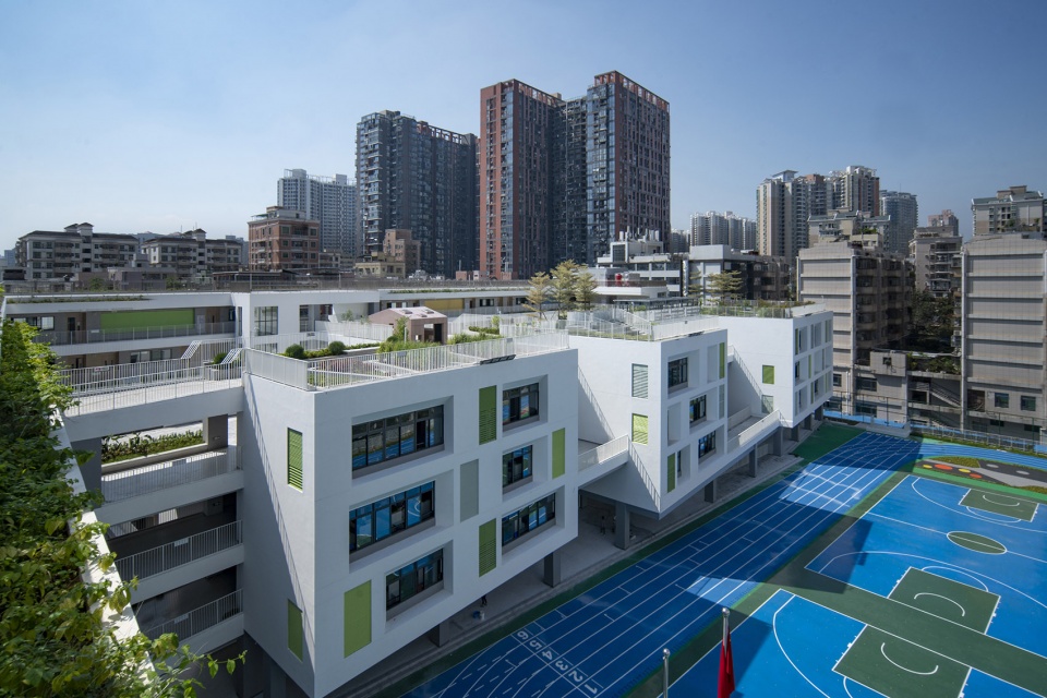 Stacked Campus – Xinzhou Primary School, Shenzhen, China by 