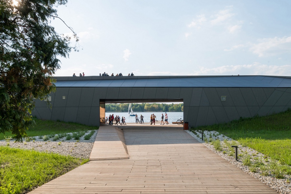 Canoeing training center MOSM in Tychy by RS+ Robert Skitek - 谷德