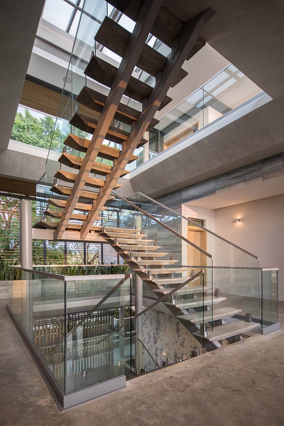 The Atrium House by Studio Saxe