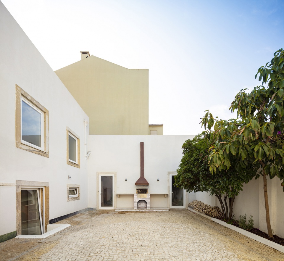 casa setubal by joao tiago aguiar