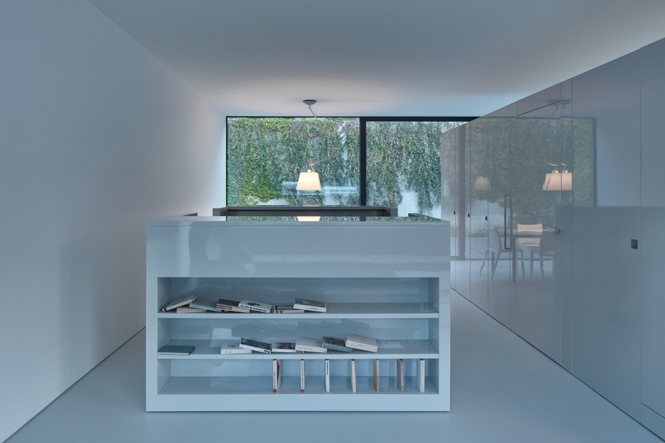 family house in the river valley by kuba pilar architekti