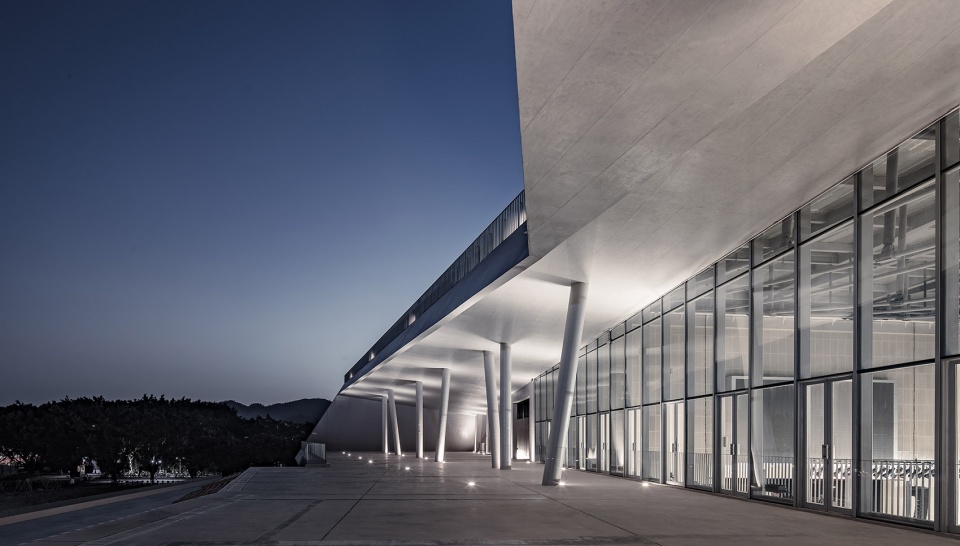 gymnasium in zhuhai campus sun yat sen university china by biadsc