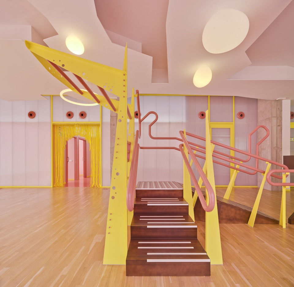 nexus8 traumatology clinic by magicarch