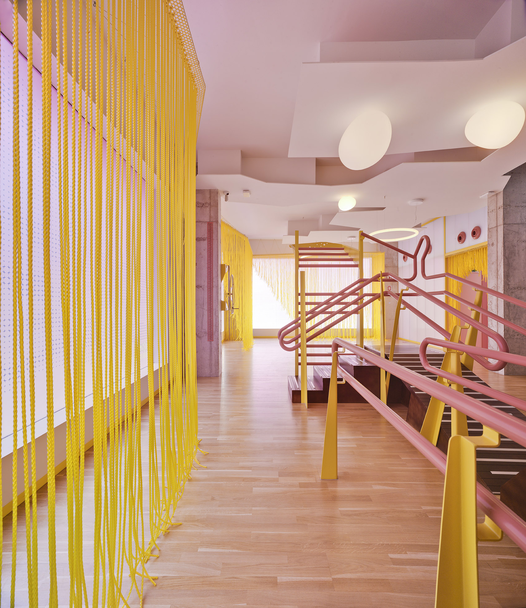 nexus8 traumatology clinic by magicarch
