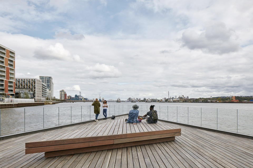 royal wharf pier by nex architecture