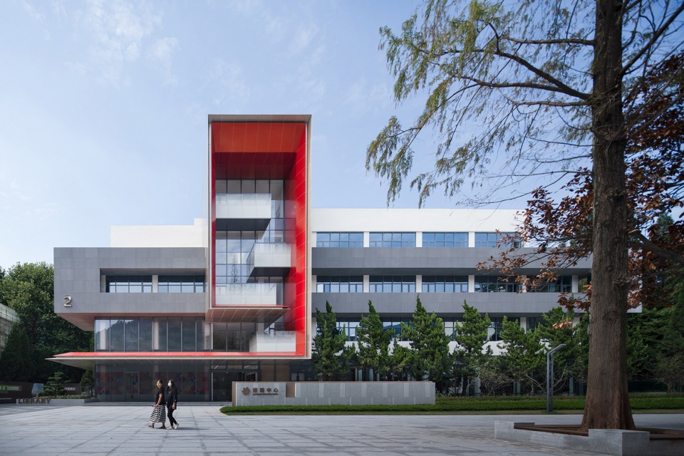 library of zijin campus nanjing normal university china by duts design