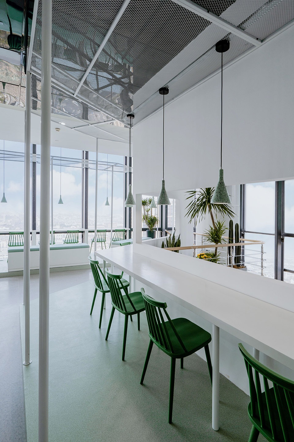 “Sky Gallery” Aerial Study Room Parallect Design
