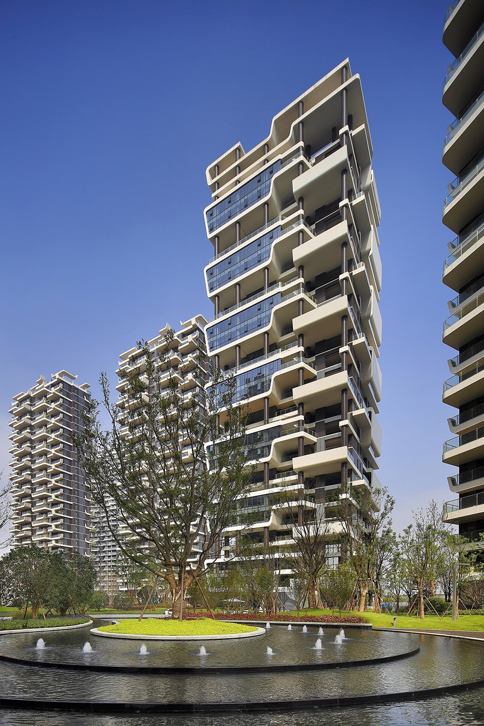 Hanhai Luxury Condos ARCHIMORPHIC INC