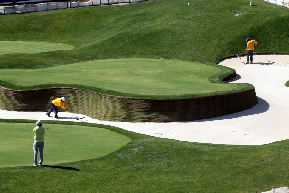 Golf Practice Facilities with Wellness and Togetherness Agustin Piza