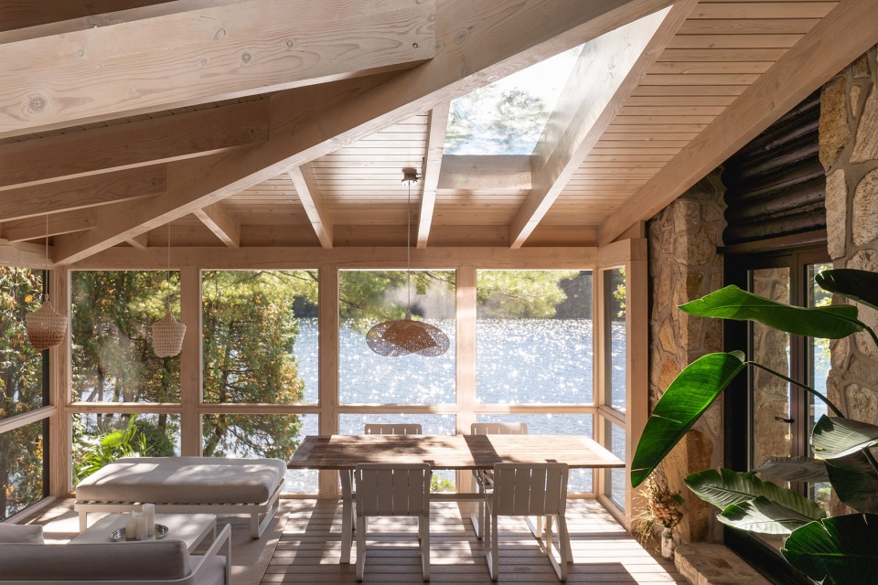 Cottage on the Point Paul Bernier Architecte