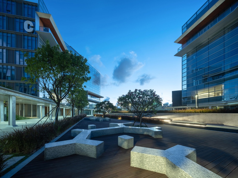 The Industrial Service Center in Jinwan Aviation Town UPS