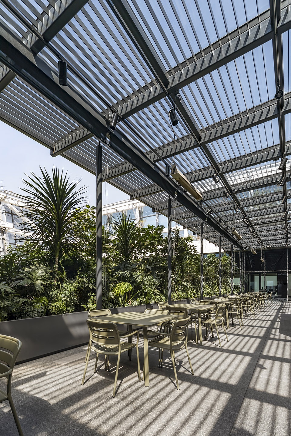 corporate c mexico city by esrawe studio