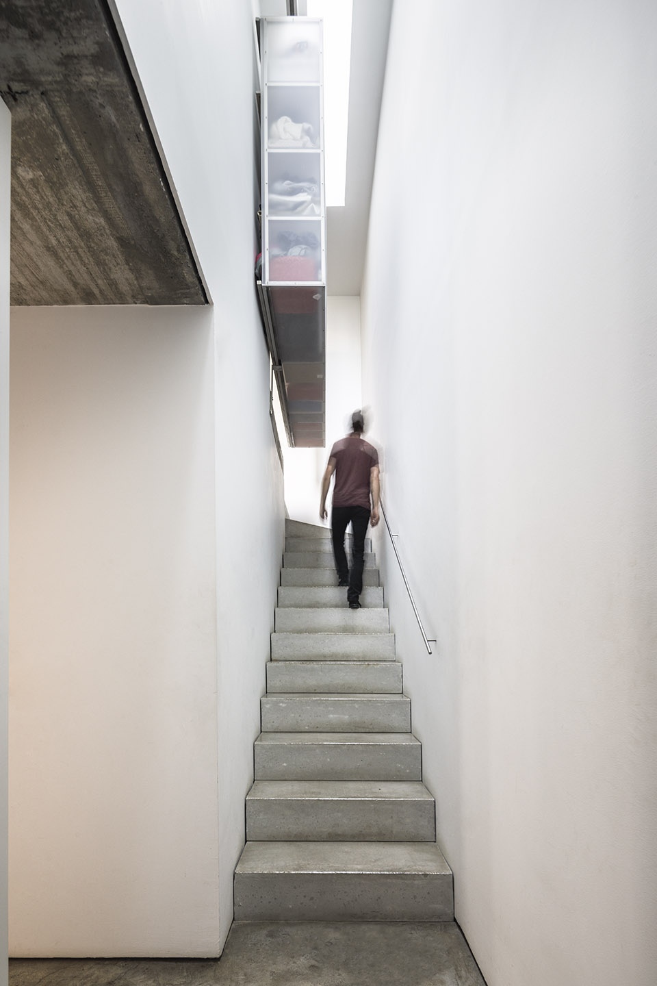 house in ladera granada by estudio juan domingo santos