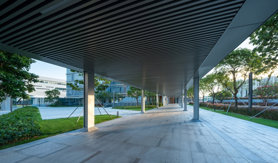 The Industrial Service Center in Jinwan Aviation Town UPS