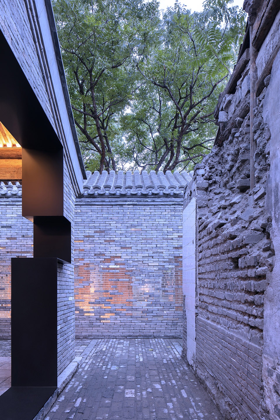 Time Shard-Chinese Opera Base in the Qingyun Hutong, Beijing, China by  Origin Architect - Gooood