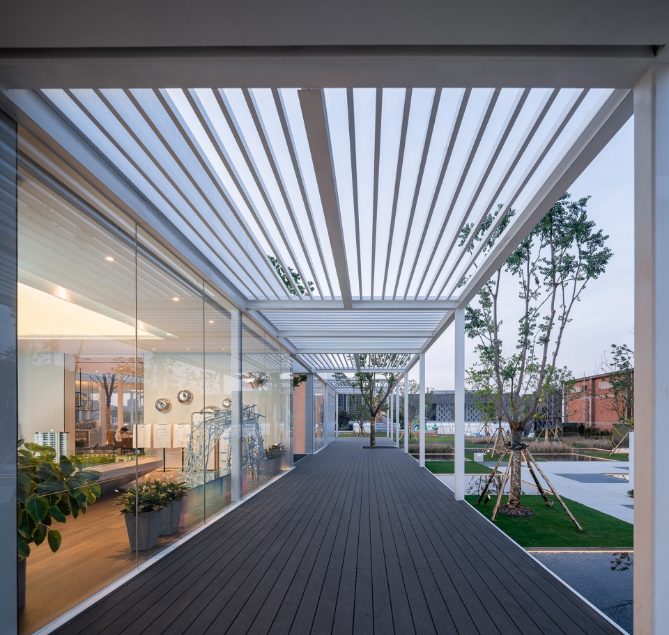 Free Spring Morning Lacime Architects