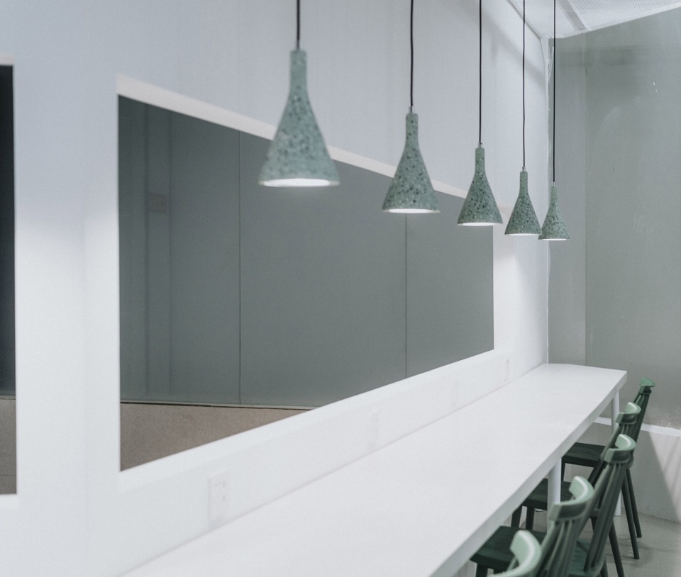 “Sky Gallery” Aerial Study Room Parallect Design